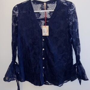 RAGA Lovely Lace Button Blouse in navy, Sample Piece, NWT, size S, gorgeous!!